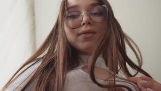 Sexy Realtor Fucks Her Way Into a Sale – Hard Ride On Cock