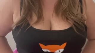 BUBLE FARTS IN YOUR PERSONAL BATHROOM