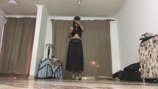 Nicolles Bar Masked Ball dance striptease