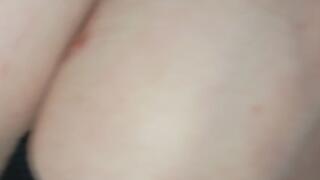 Scarlet gets Vandals point close up penetration