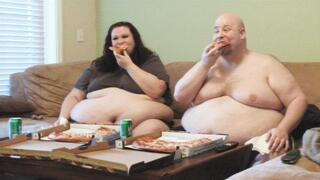 Fat Guy Eating Pizza With SSBBW Tiffany Cushinberry *WMV*