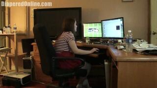 Taylor: Masturbating to Diaper Porn