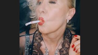 Glamorous Smoker MILF pulls elegant, intense and very close to her Camel 100
