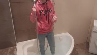 Wetlook in jeans and sweater