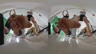 3DVR180 degree MOMO ANNA XINGGAN stomps on cigarette ash stinky feet crush