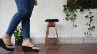 Standing on the tips of my toes (5)