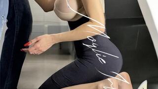 CORNUTO , GUARDA COME USA TUA MOGLIE