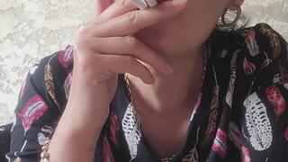 Can You Handle the Smoke? Double Cigarete Challenge!