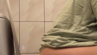 huge huge diarrhea very wet