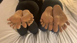 Solequeensworld and Chenalfeet Duo Bastinado Session