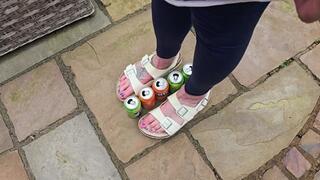 Size 18 feet 5 can crush