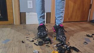 Nike shox toy car crush 2