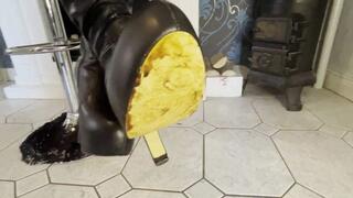 Lady Natalys Bootlicker