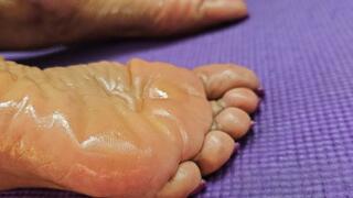 Balbina Big Feet and Soles Paradise Goddess