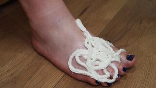 #2 My foot is covered in cream