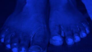 Black Maledom Feet in a Blue world