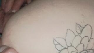 Scarlet showing Vandal how she loves to play with her self close up