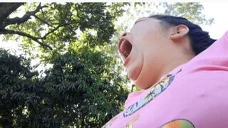 Yawning freely in nature