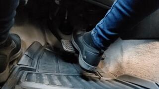 Work Shoe & Sock Pedalpumping & Flooring