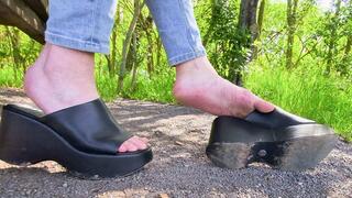 Wedges in the Wild – ASMR, Sweaty Soles & Dirty Play