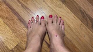 Nail Goddess scratching dirty feet with long nails