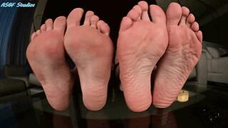 JOLENE HEXX and Chicana BTS soles! Big feet POV!- MOV