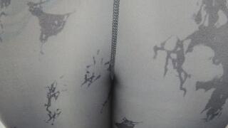 I already missed farting in leggings, my ass was so perfect