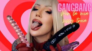 Gangbang per la mia sissy ITA 720p