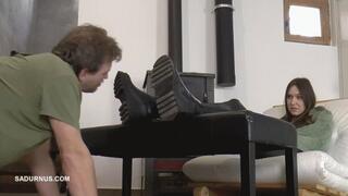 Mistress Cassy's dirty boots are cleaned by the slave's tongue A wmv