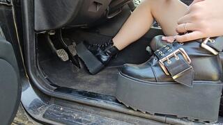 Revving BMW e46 in Gothic Boots