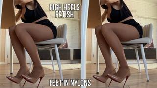 Heels, Pantyhose and No Mercy for Your Cock