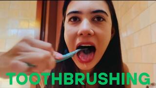 Toothbrushing!!!