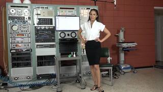 Lucy Purr Stretches Her Face and Measures Her Blowing Pressure (MP4 - 720p)