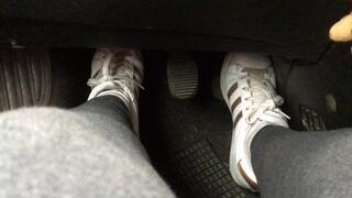 Miss Minnie revs up the engine for 8 minutes