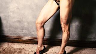 Blonde Muscle Queen in Heels – Legs You’ll Beg to Worship