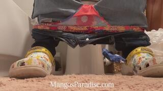 Temptress Mango's Toilet Time 3- Toilet Play Fantasy & Foot Shoe Fetish