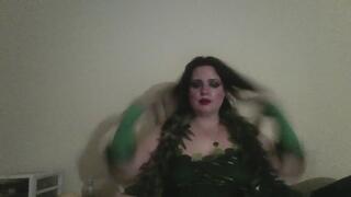 Poison Ivy Sits On Your Face