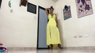 Model Audition Body-stocking Strip-tease Oil and Naked dancing