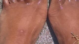 Oiled Toes Wiggling in the Sun – Anklet & Baby Oil Tease