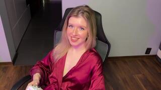 Gamer Girl Would Rather Suck Dick than Play Red Read Redemption 2 POV