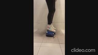 hot trample and butt crush and stomp - toy rc car