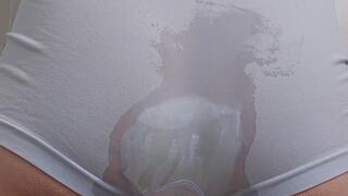 Pinkie wets her pad and boyshort panties