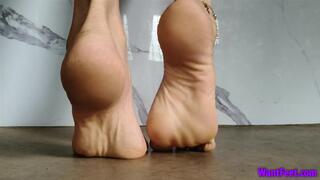 Deep Arched Soles - Barefoot - HD MP4