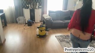 Cleaning white water vacuum in jeans