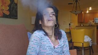 You wanna nutt cum ropes for Mommas dry ass size 11s and it shows tease w dry soles rustling sounds