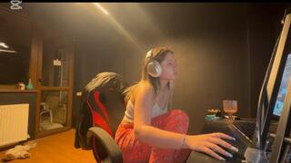 Cute blonde farting on gaming chair *