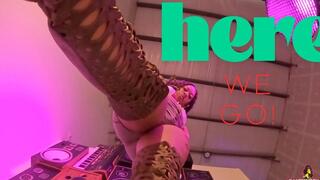 Giantess Crew – Rain – Here We go