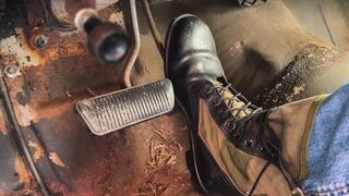 Vintage boots pound the pedal plus awesome cum shot