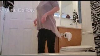 Velvet Leggings in the Bathroom hd wmv