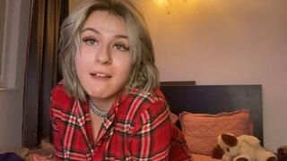 Youu are my fart slave, eat my fartss